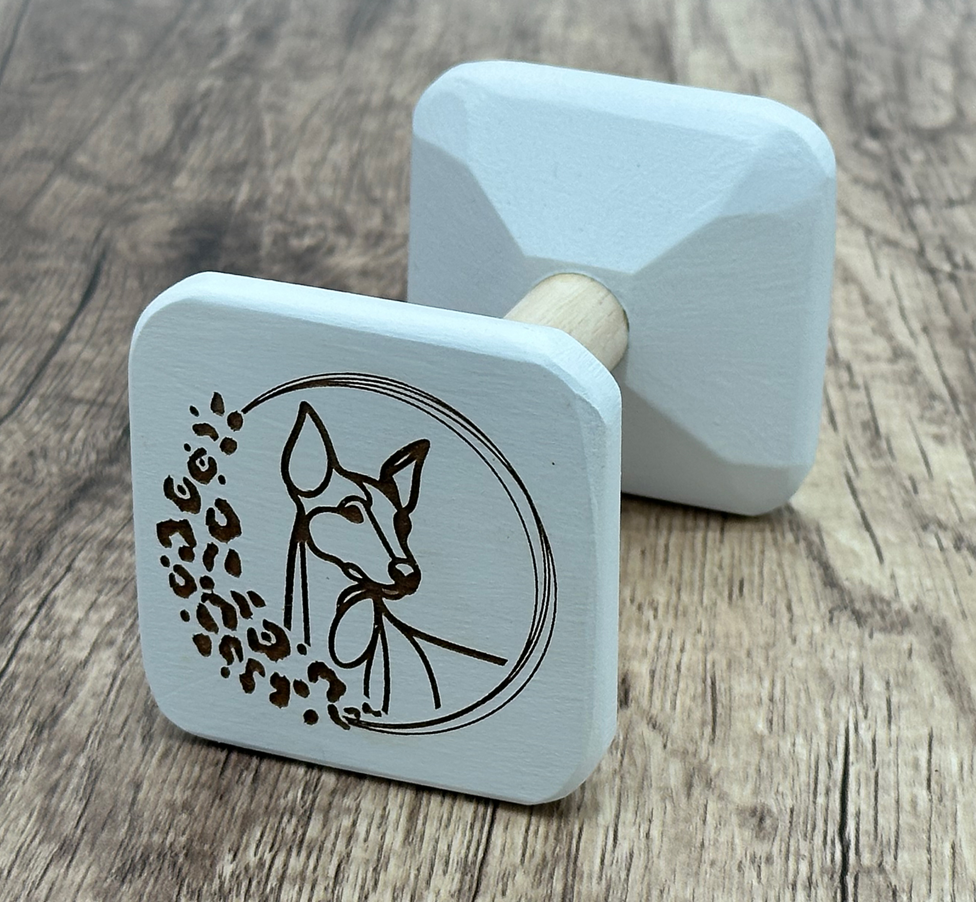  Post paint engrave - Artisan series 